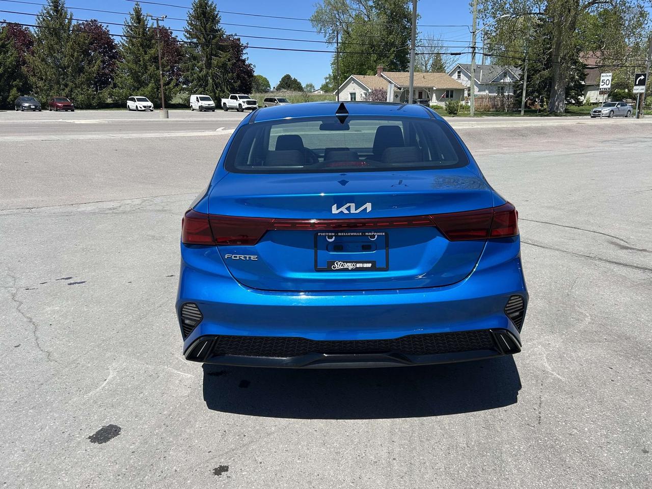 2023 Kia Forte EX/HEATED SEATS/BACK UP CAM/BELLEVILLE Photo