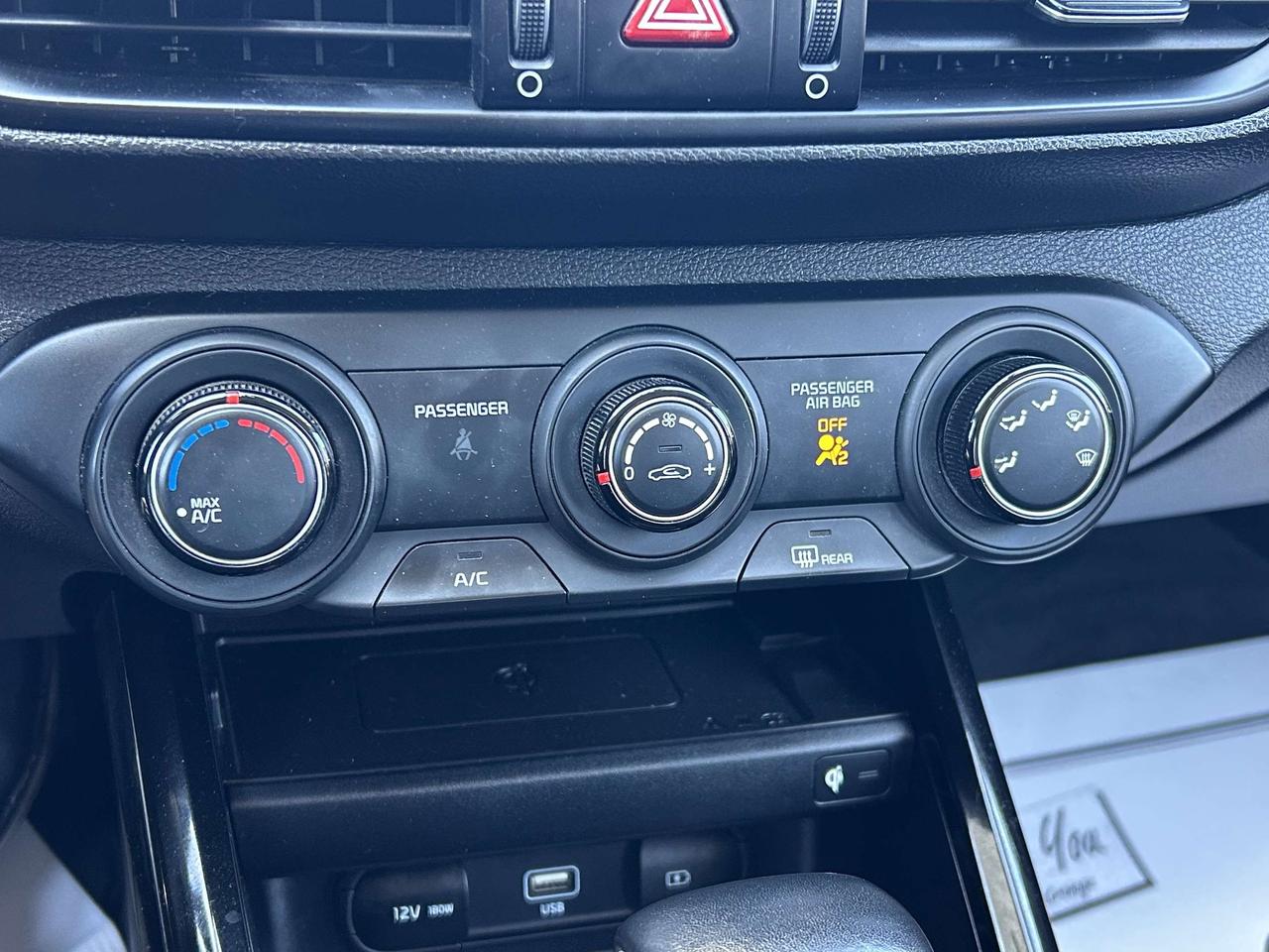2023 Kia Forte EX/HEATED SEATS/BACK UP CAM/BELLEVILLE Photo