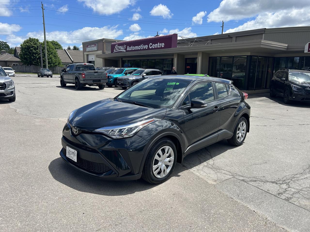 2022 Toyota C-HR LE/BACK UP CAM/CALL PICTON 613-476-2188 Photo0