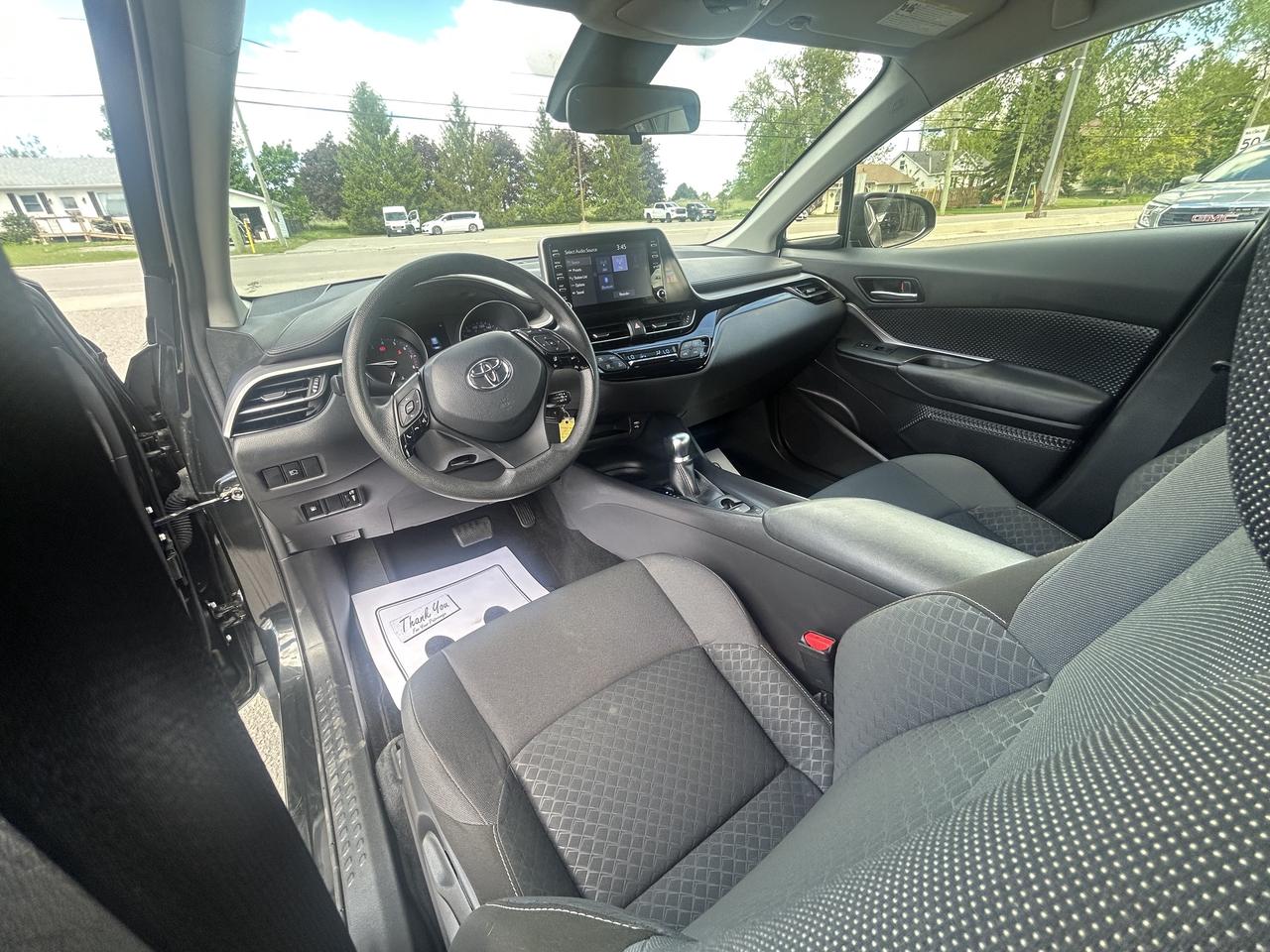 2022 Toyota C-HR LE/BACK UP CAM/CALL PICTON 613-476-2188 Photo