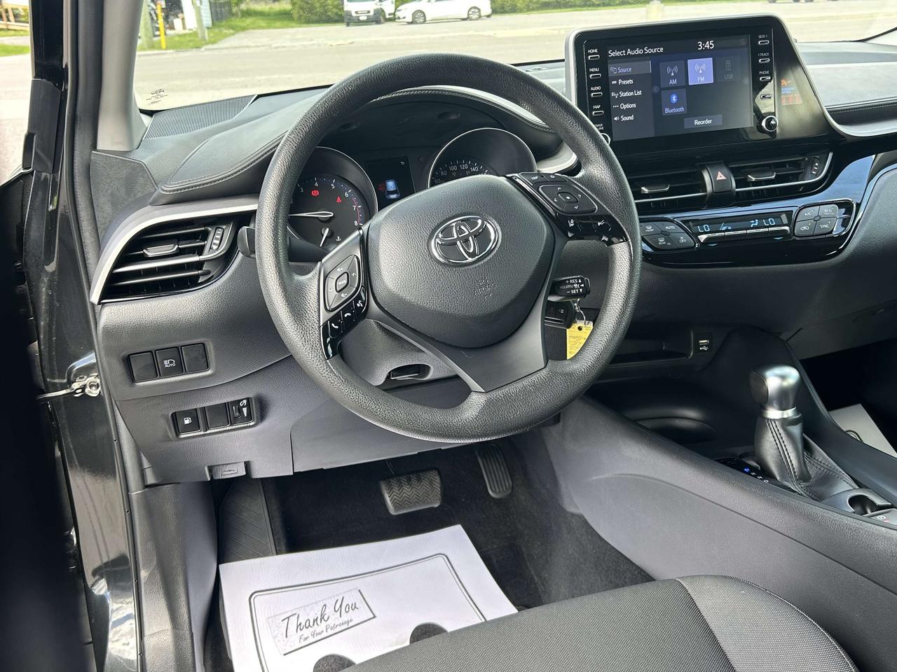 2022 Toyota C-HR LE/BACK UP CAM/CALL NAPANEE 613-354-2100 Photo