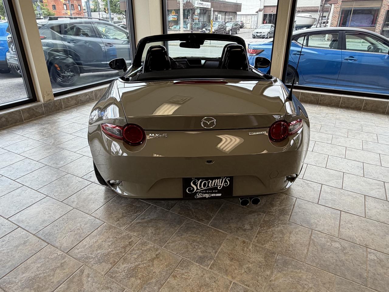 2023 Mazda MX-5 GS-P  **CALL BELLEVILLE 613*961*8848 Photo