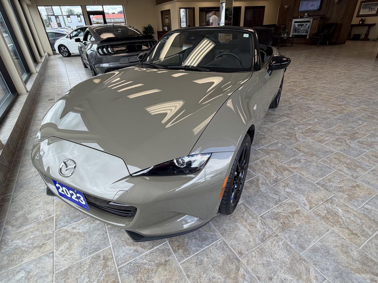 2023 Mazda MX-5 GS-P  **CALL BELLEVILLE 613*961*8848 Photo