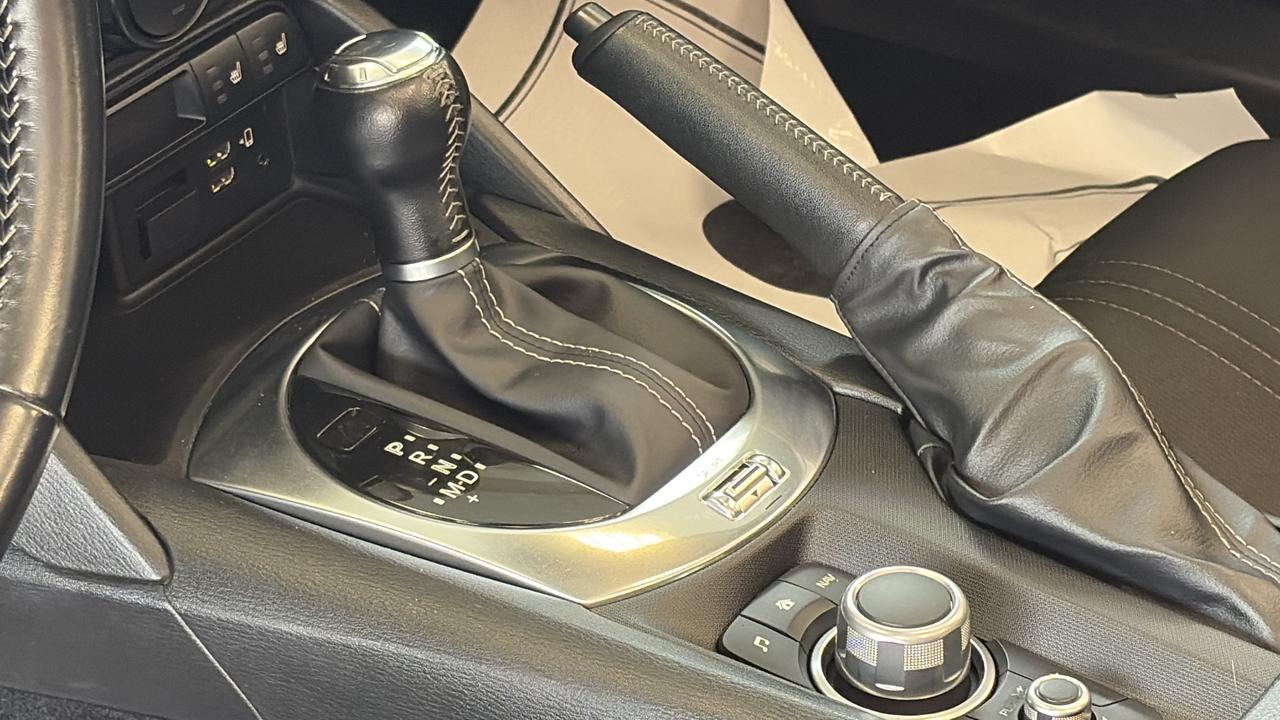 2023 Mazda MX-5 GS-P  **CALL BELLEVILLE 613*961*8848 Photo