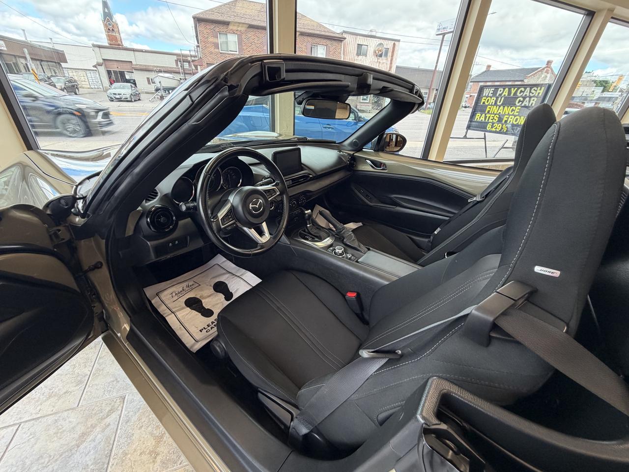 2023 Mazda MX-5 GS-P  **CALL BELLEVILLE 613*961*8848 Photo
