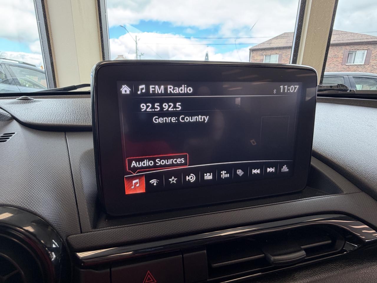 2023 Mazda MX-5 GS-P  **CALL BELLEVILLE 613*961*8848 Photo