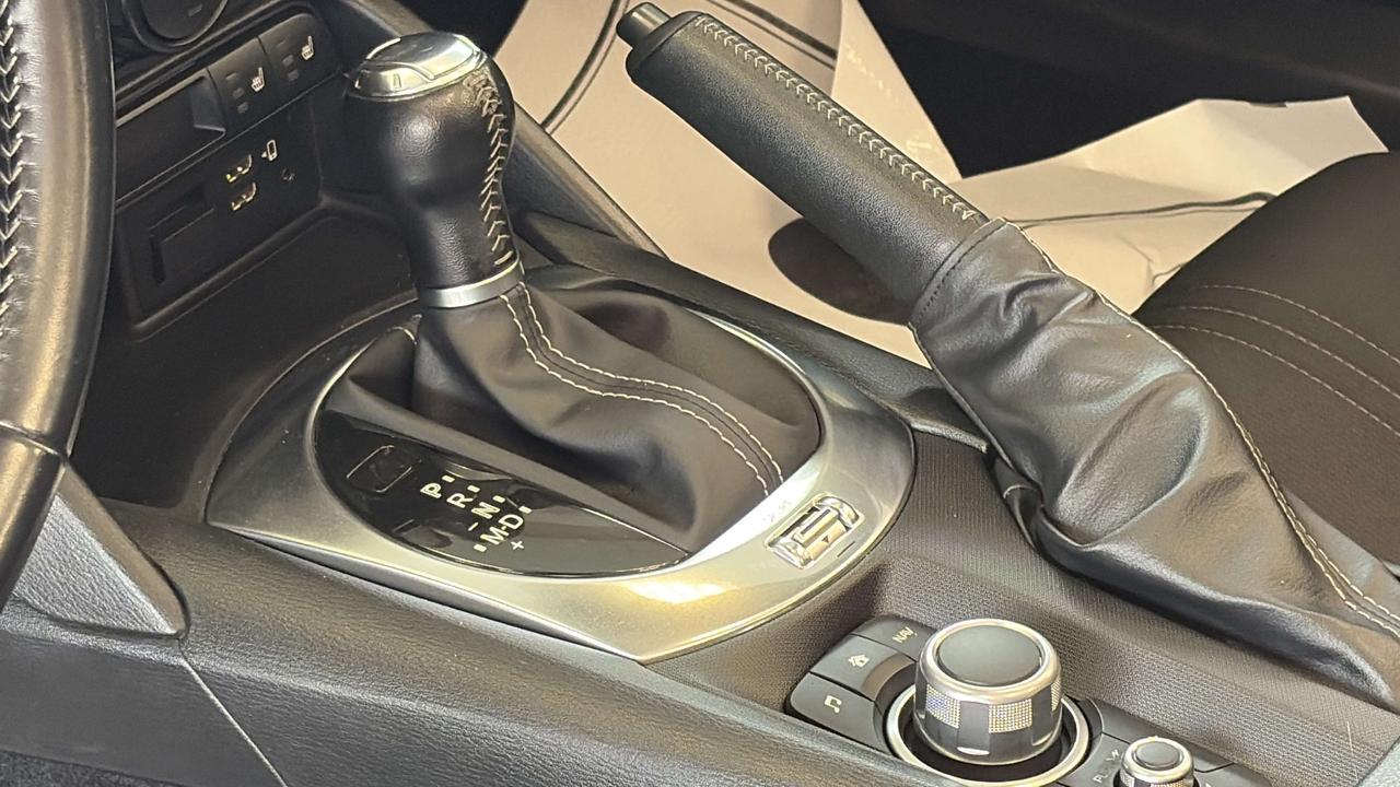 2023 Mazda MX-5 GS-P  ** CALL BELLEVILLE 613-961-8848 ** Photo
