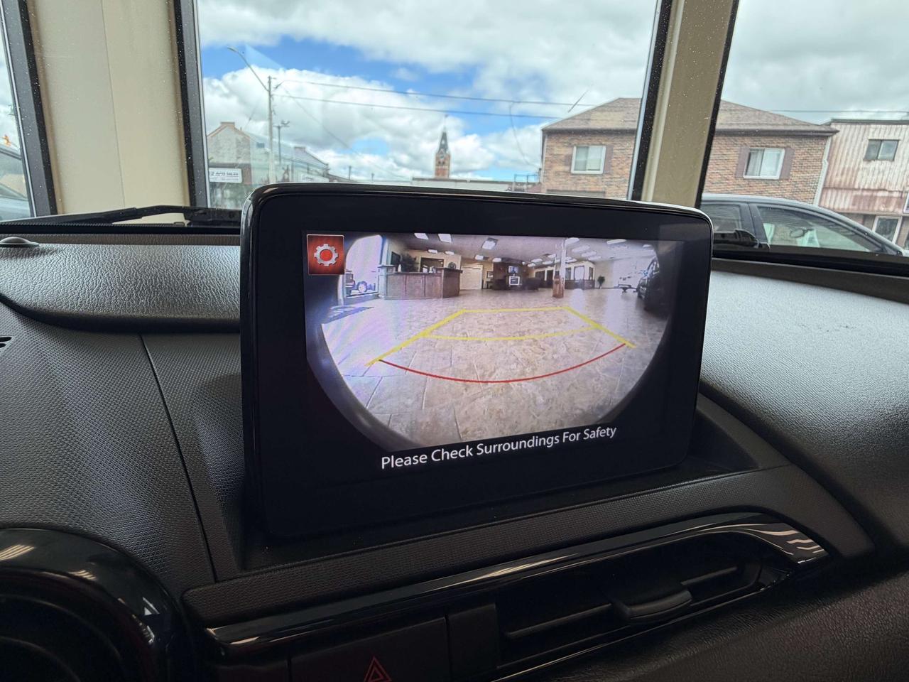 2023 Mazda MX-5 GS-P  ** CALL BELLEVILLE 613-961-8848 ** Photo