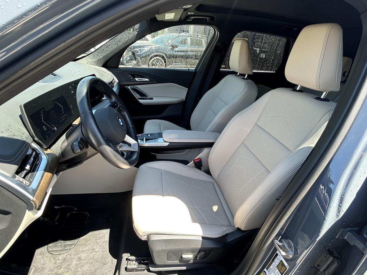 2023 BMW X1 XDRIVE/LEATHER/BACK UP CAM/SUN ROOF/CALL PICTON Photo