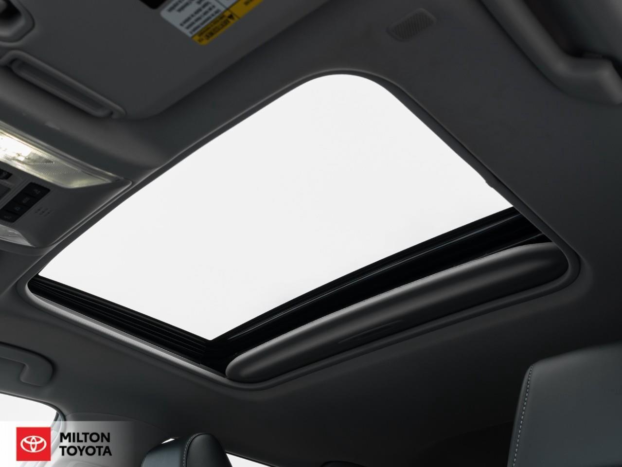 2024 Toyota RAV4 Hybrid XLE PREMIUM AWD LEATHER SEATING SUNROOF CARPLAY ON Photo