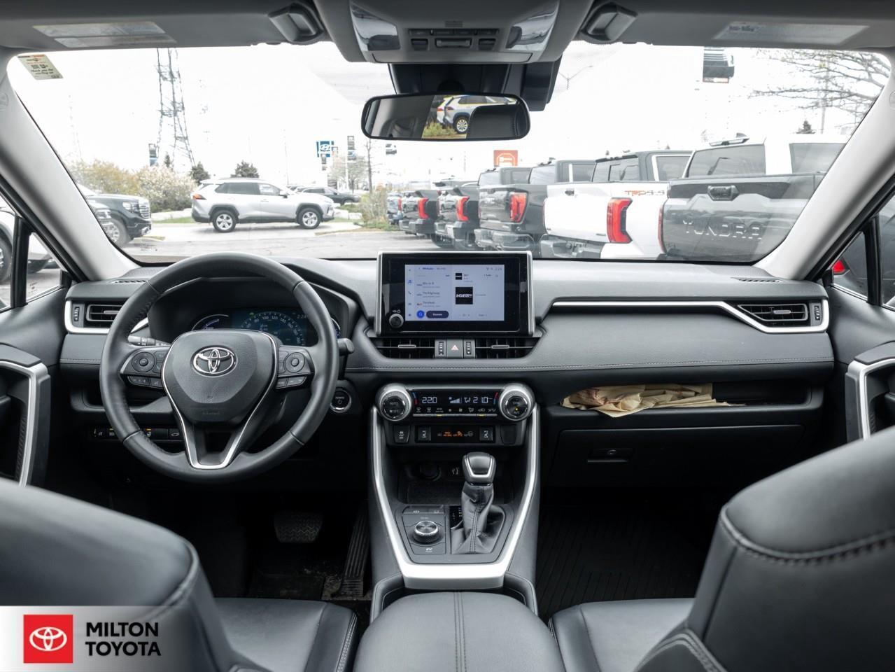2024 Toyota RAV4 Hybrid XLE PREMIUM AWD LEATHER SEATING SUNROOF CARPLAY ON Photo