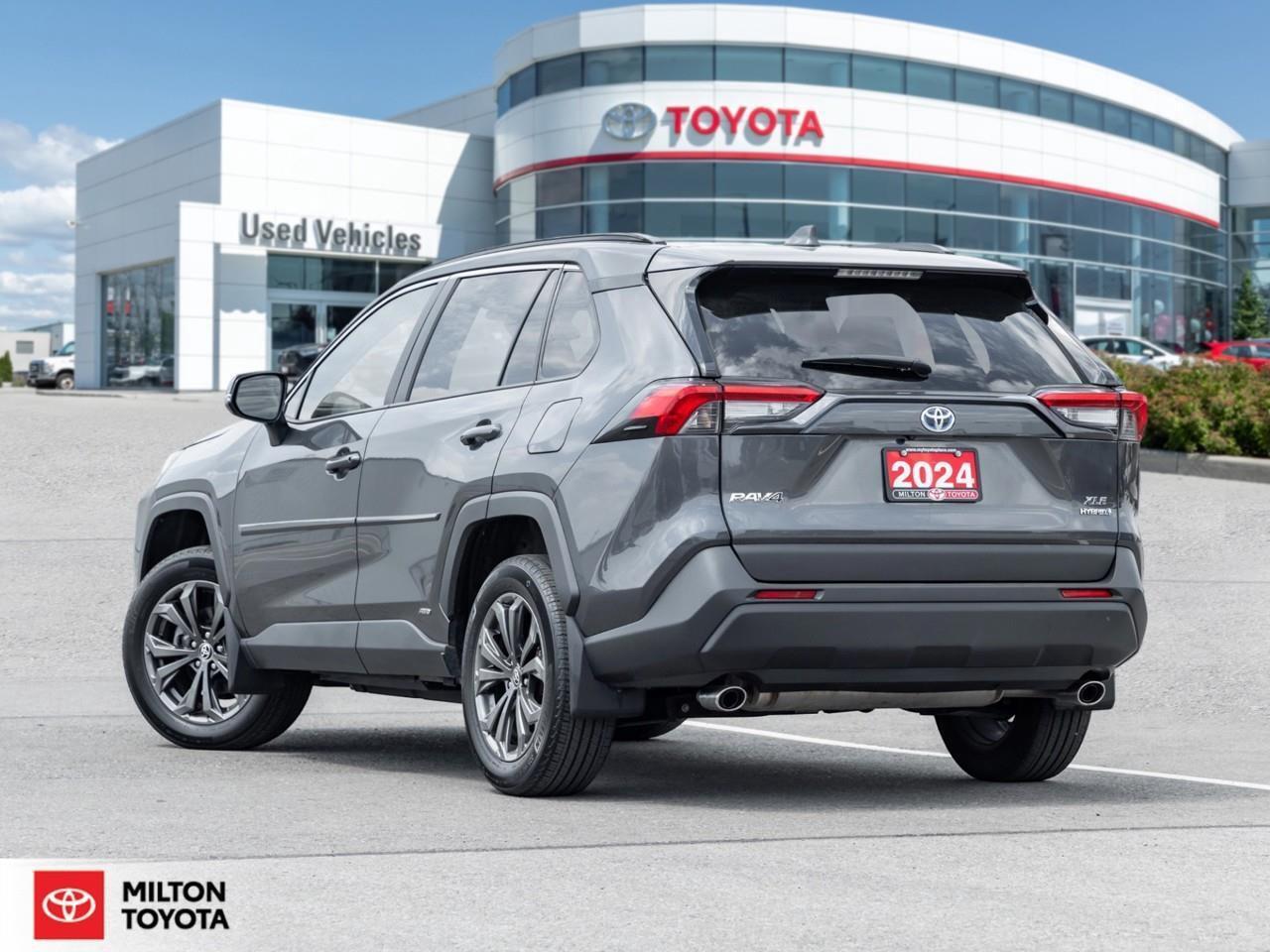 2024 Toyota RAV4 Hybrid XLE PREMIUM AWD LEATHER SEATING SUNROOF CARPLAY ON Photo4