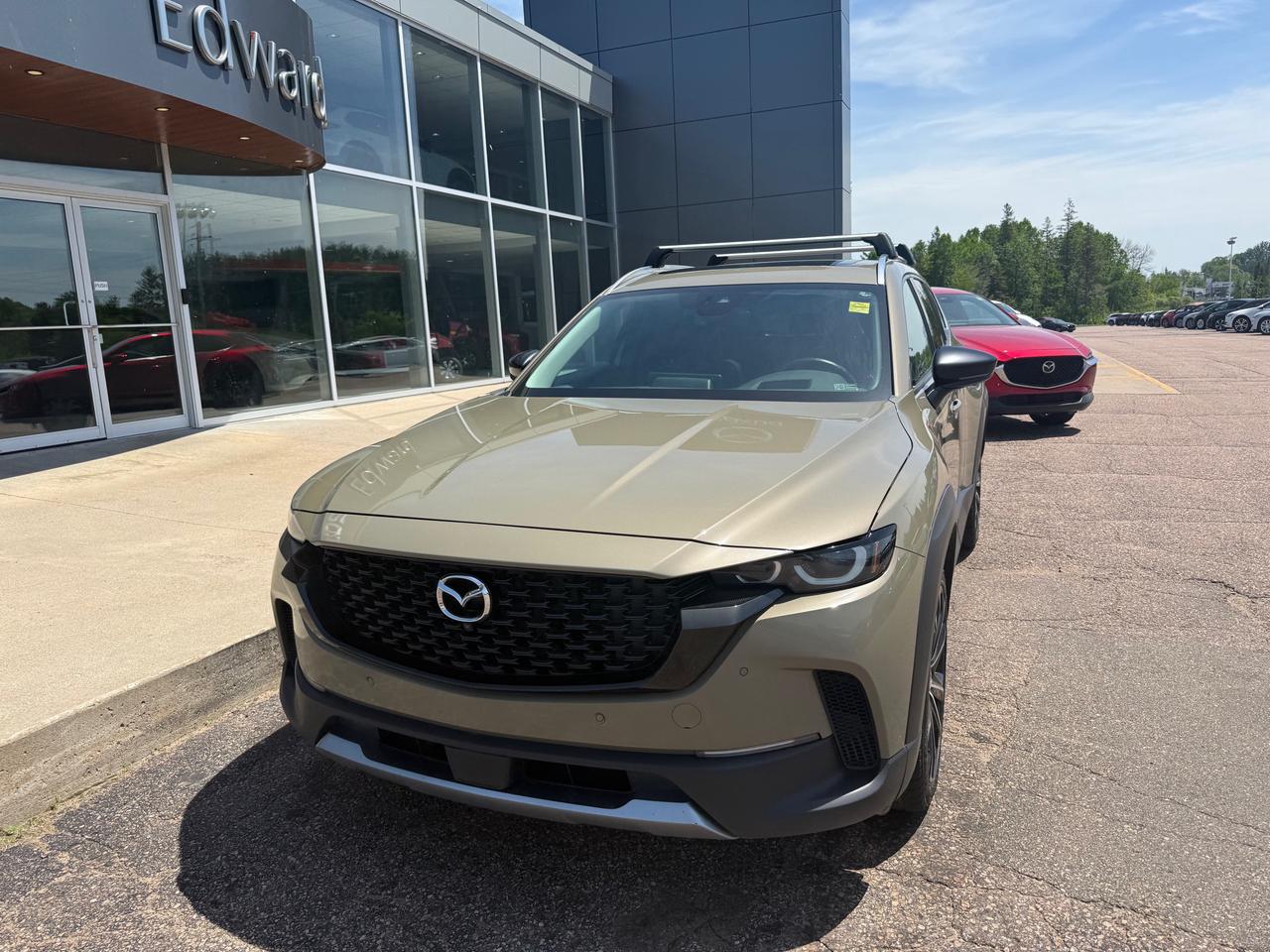 2023 Mazda CX-50 GT w/Turbo 4dr All-Wheel Drive Sport Utility Photo2