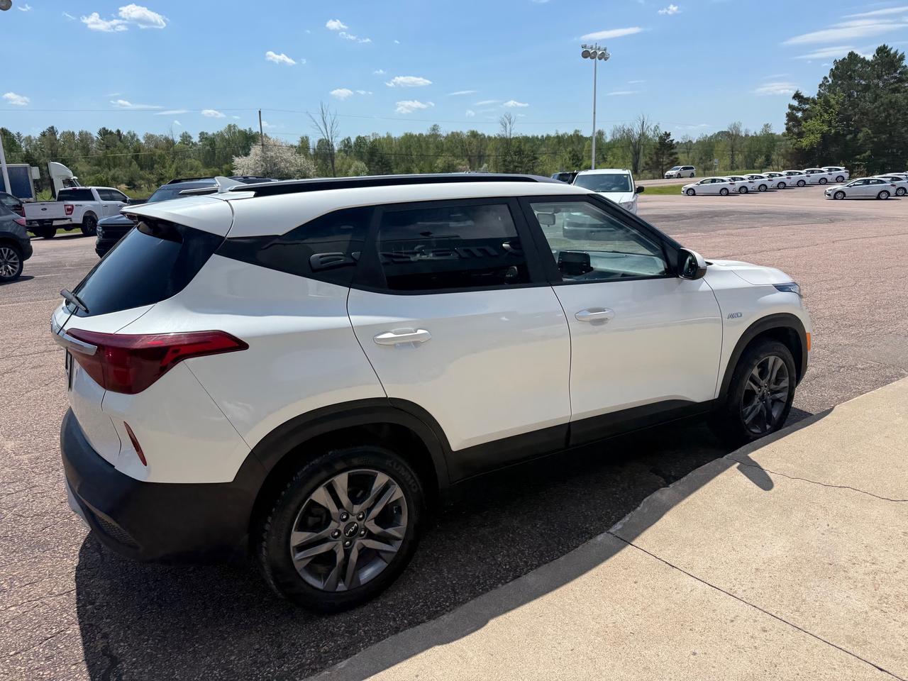2022 Kia Seltos LX 4dr All-Wheel Drive Photo