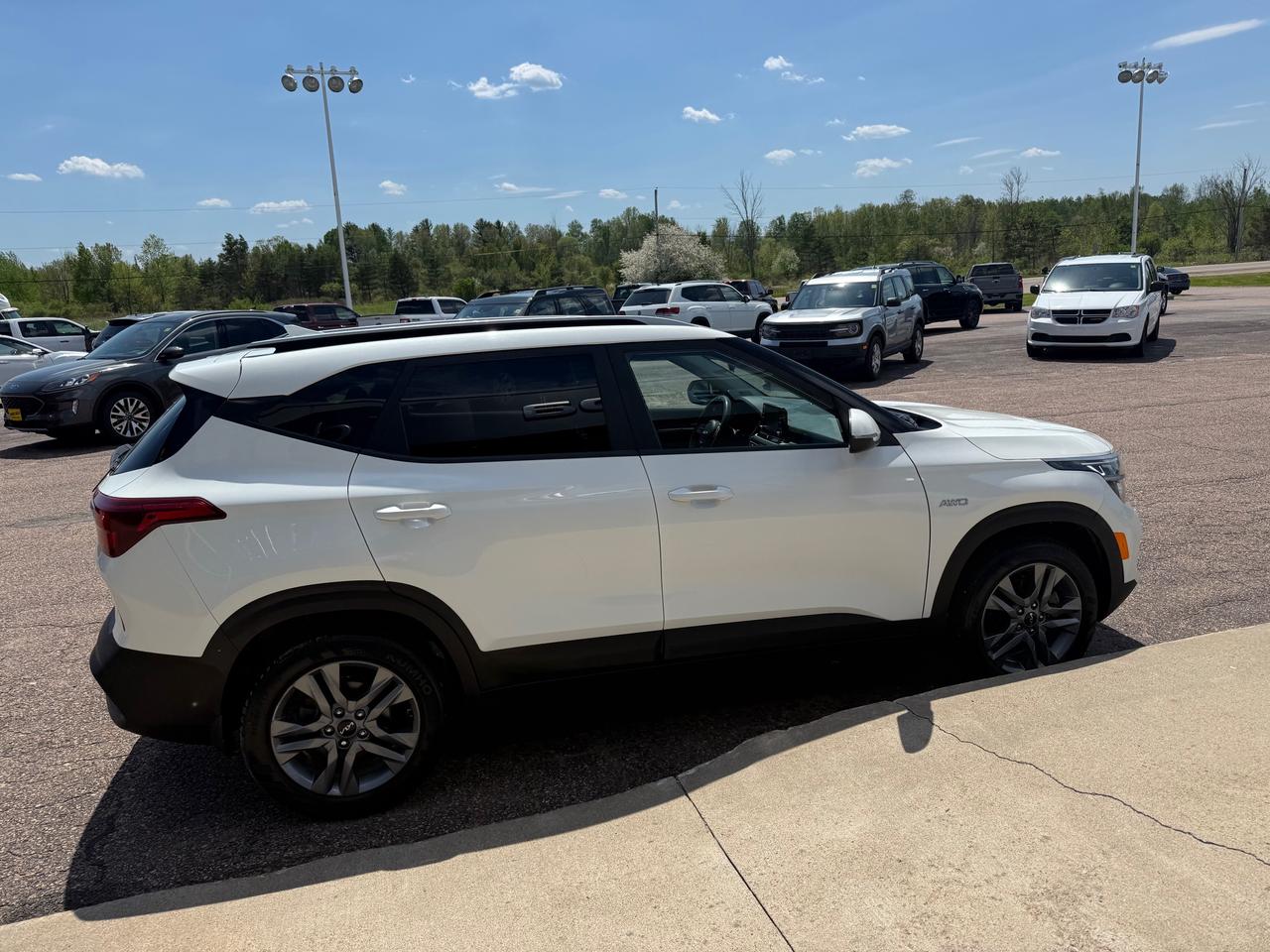 2022 Kia Seltos LX 4dr All-Wheel Drive Photo