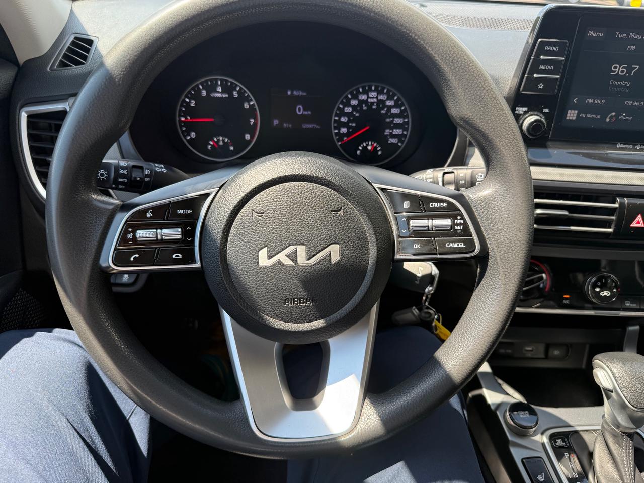2022 Kia Seltos LX 4dr All-Wheel Drive Photo