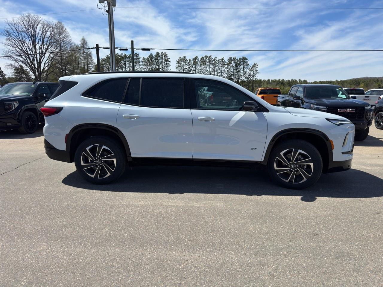 2026 Buick Enclave AWD 4dr Sport Touring Photo