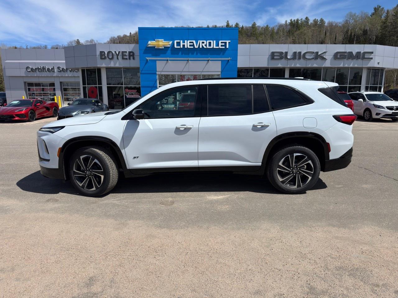 2026 Buick Enclave AWD 4dr Sport Touring Photo