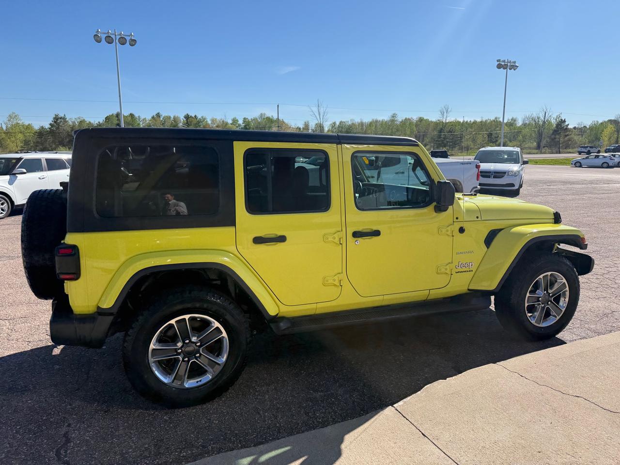 2023 Jeep Wrangler SAHARA 4DR 4X4 Photo