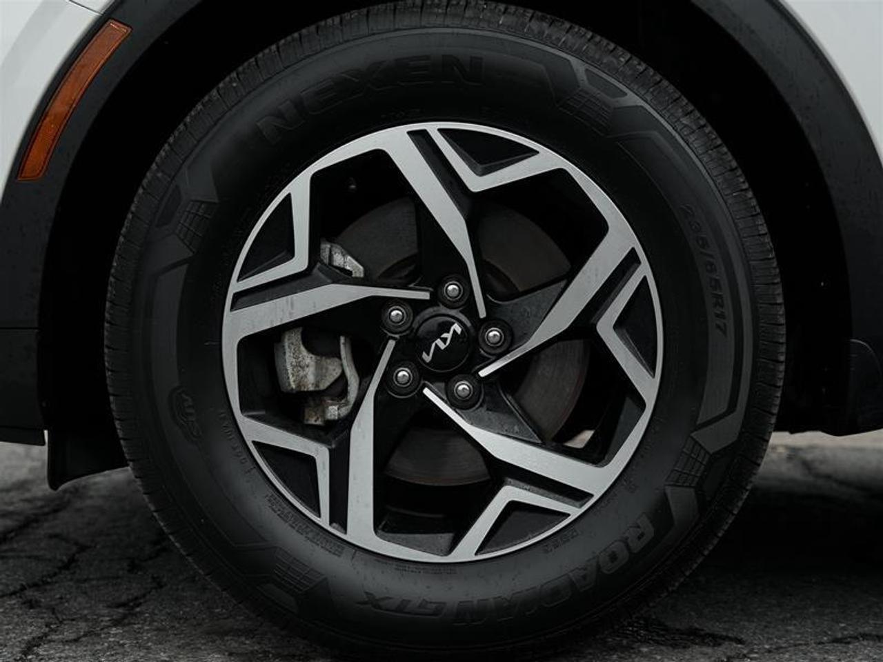 2023 Kia Sportage LX FWD Photo