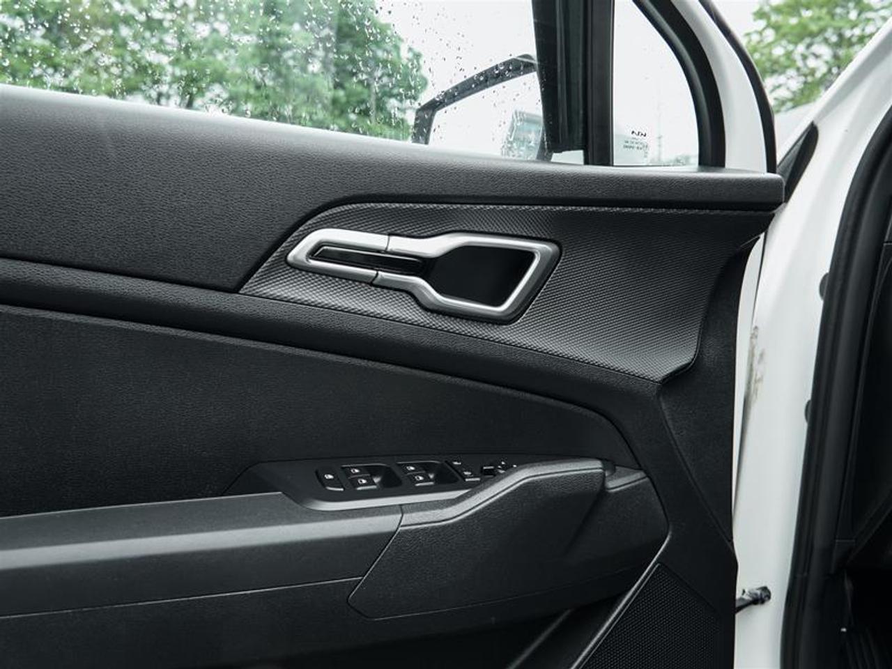 2023 Kia Sportage LX FWD Photo