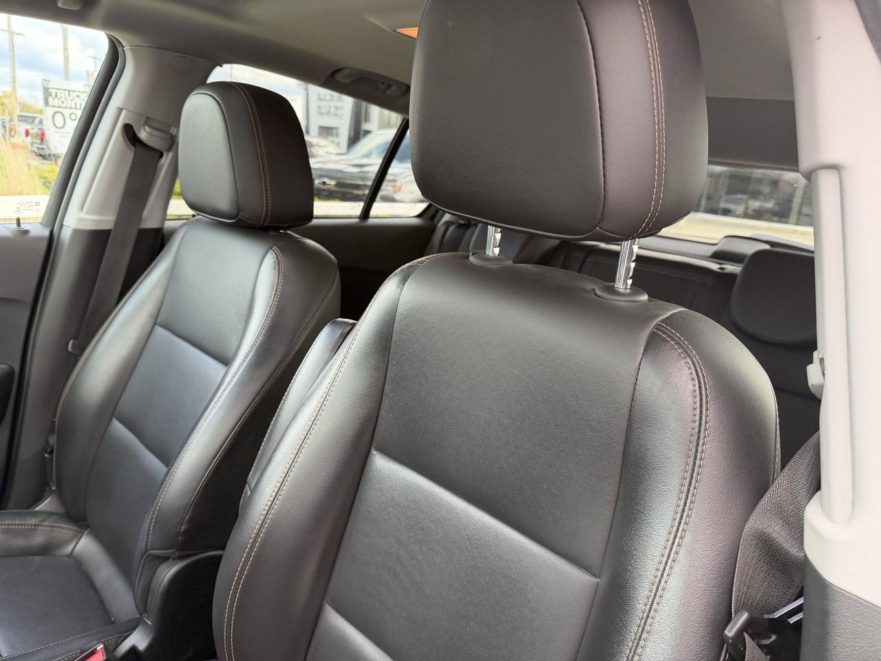 2019 Chevrolet Trax Premier AWD   NO CLAIMS   ONE OWNER   CARPLAY Photo
