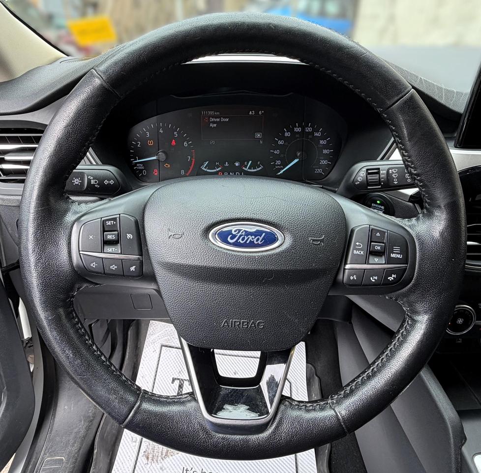 2020 Ford Escape SEL 4dr All-Wheel Drive Photo