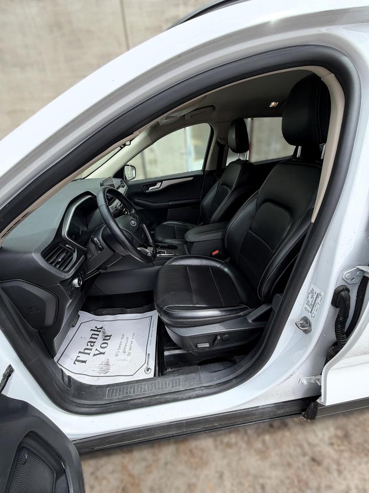 2020 Ford Escape SEL 4dr All-Wheel Drive Photo