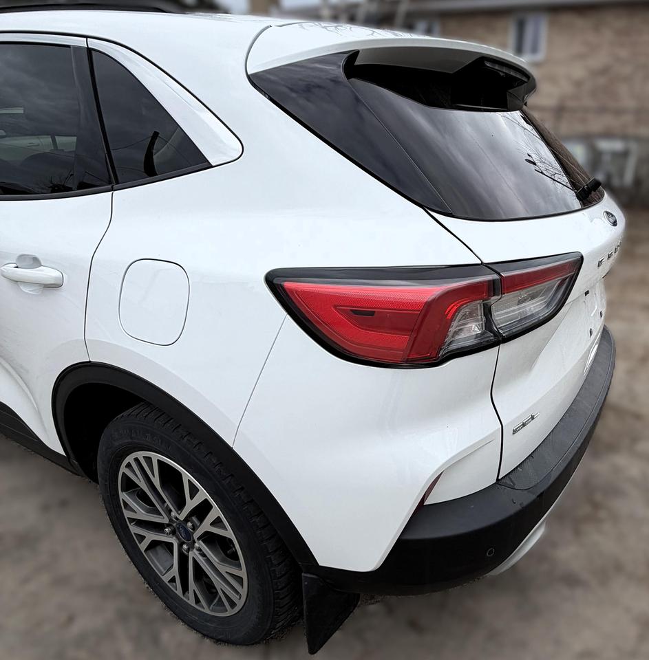 2020 Ford Escape SEL 4dr All-Wheel Drive Photo