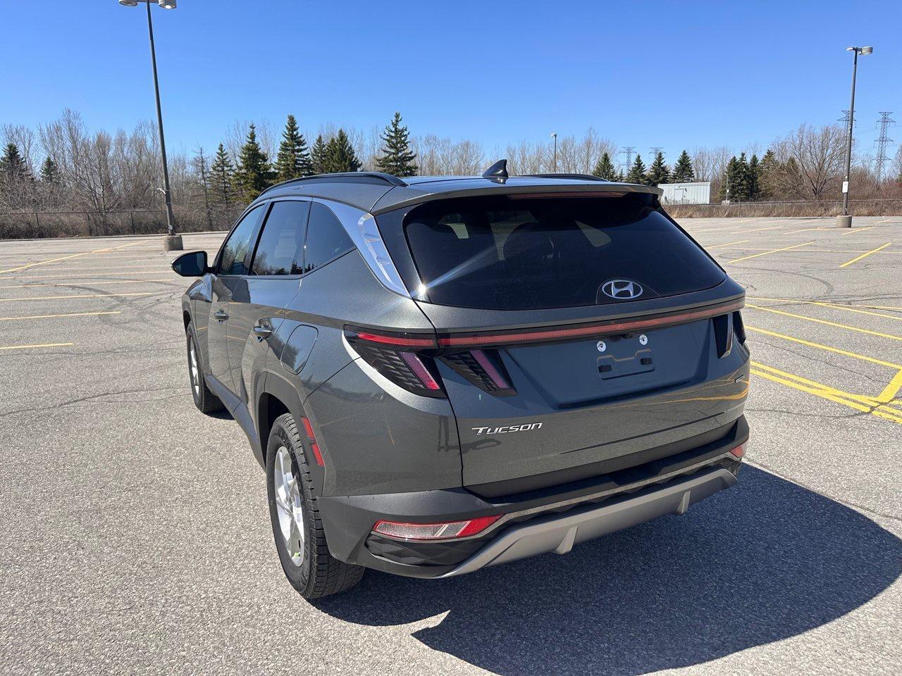 2022 Hyundai Tucson SEL Photo2