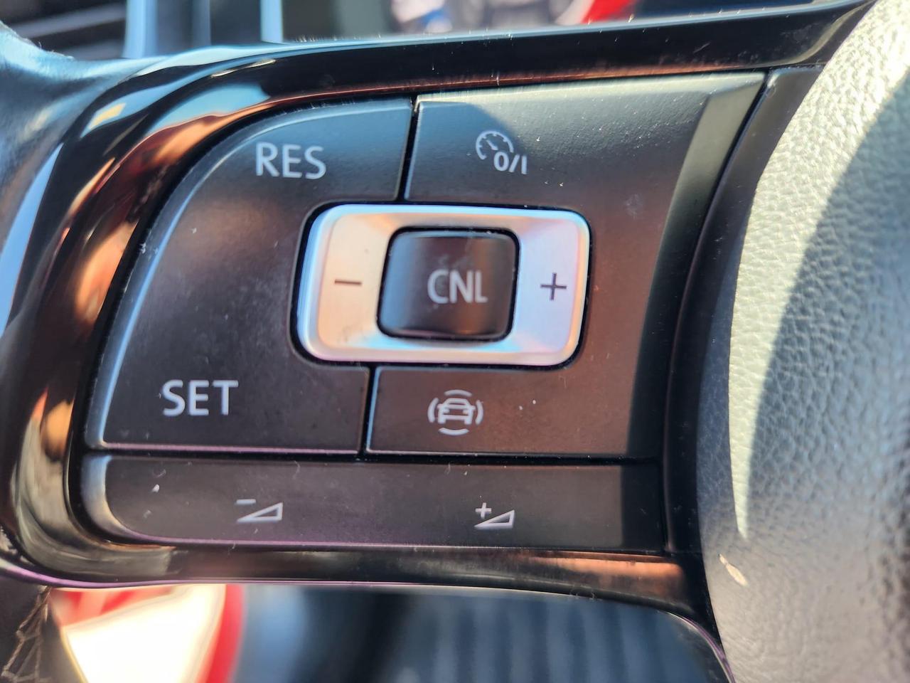 2019 Volkswagen Golf R 2.0 TSI (M6) 4dr All-Wheel Drive 4MOTION Hatchback Photo