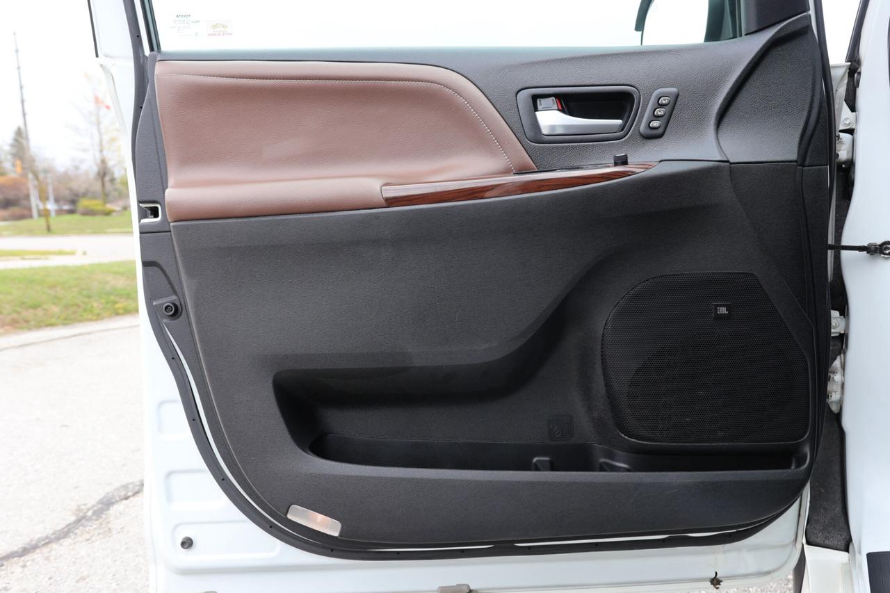 2018 Toyota Sienna LIMITED-AWD-7PASS/NAV/ADAPT CRUISE/BCAM/LEATHER/H Photo