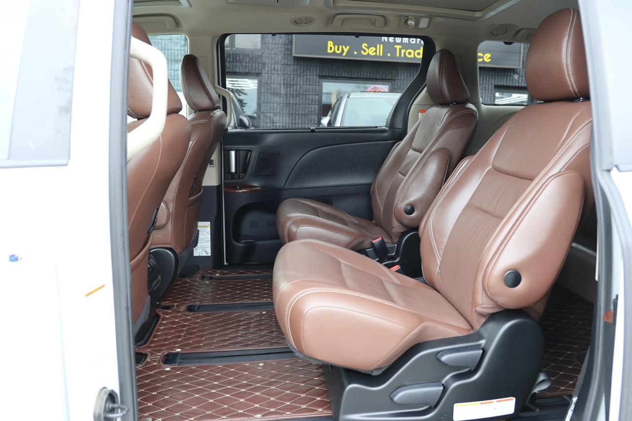 2018 Toyota Sienna LIMITED-AWD-7PASS/NAV/ADAPT CRUISE/BCAM/LEATHER/H Photo