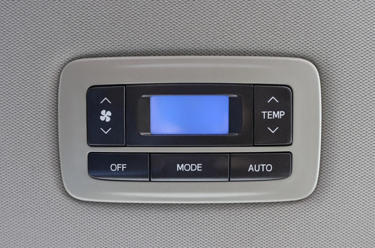 2018 Toyota Sienna LIMITED-AWD-7PASS/NAV/ADAPT CRUISE/BCAM/LEATHER/H Photo