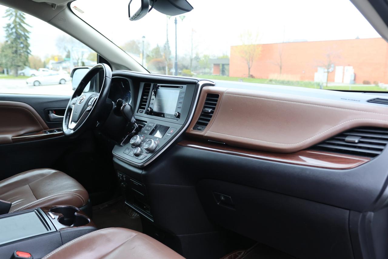 2018 Toyota Sienna LIMITED-AWD-7PASS/NAV/ADAPT CRUISE/BCAM/LEATHER/H Photo