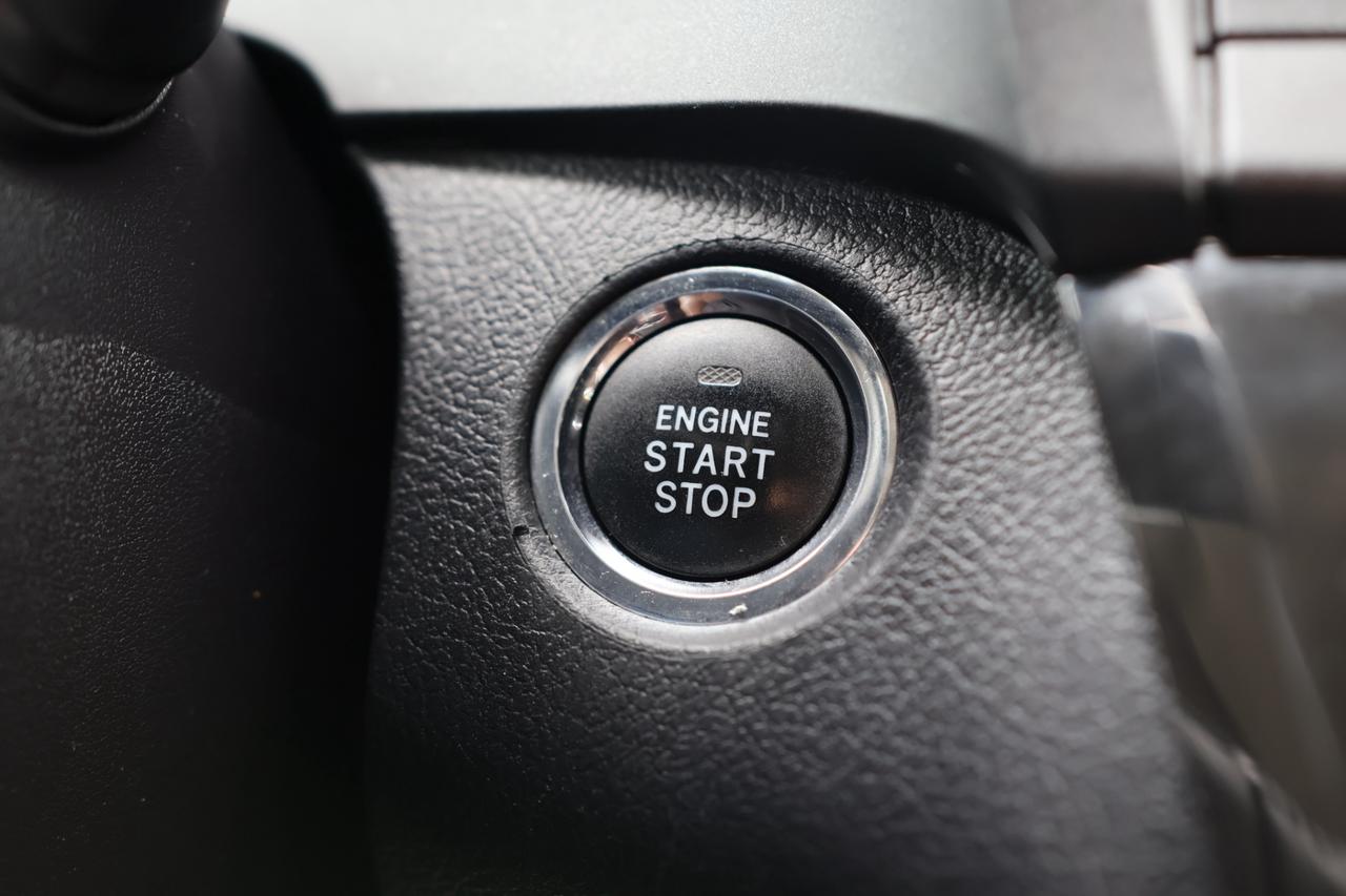 2018 Toyota Sienna LIMITED-AWD-7PASS/NAV/ADAPT CRUISE/BCAM/LEATHER/H Photo