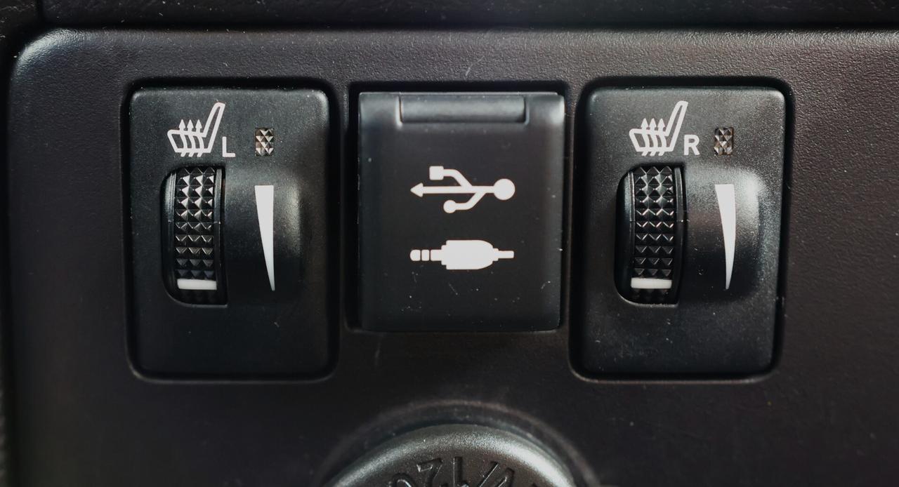 2018 Toyota Sienna LIMITED-AWD-7PASS/NAV/ADAPT CRUISE/BCAM/LEATHER/H Photo
