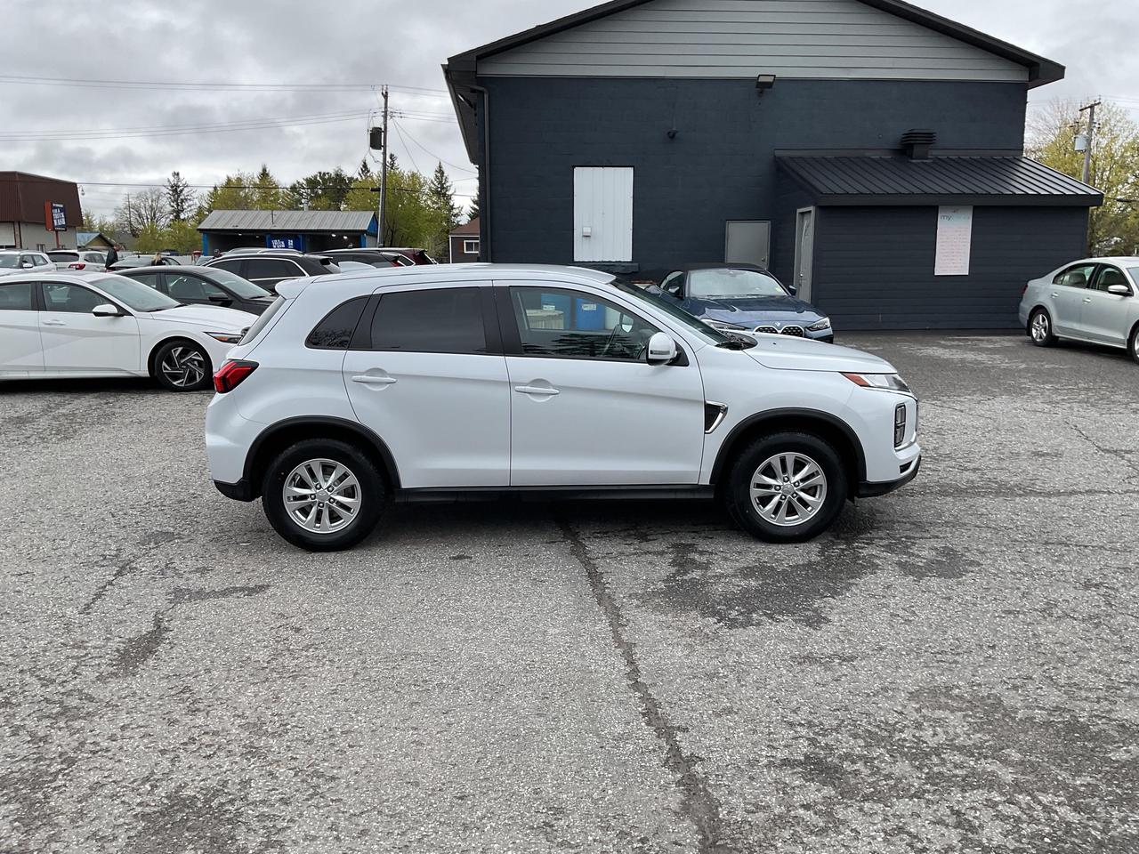 2024 Mitsubishi RVR  Photo