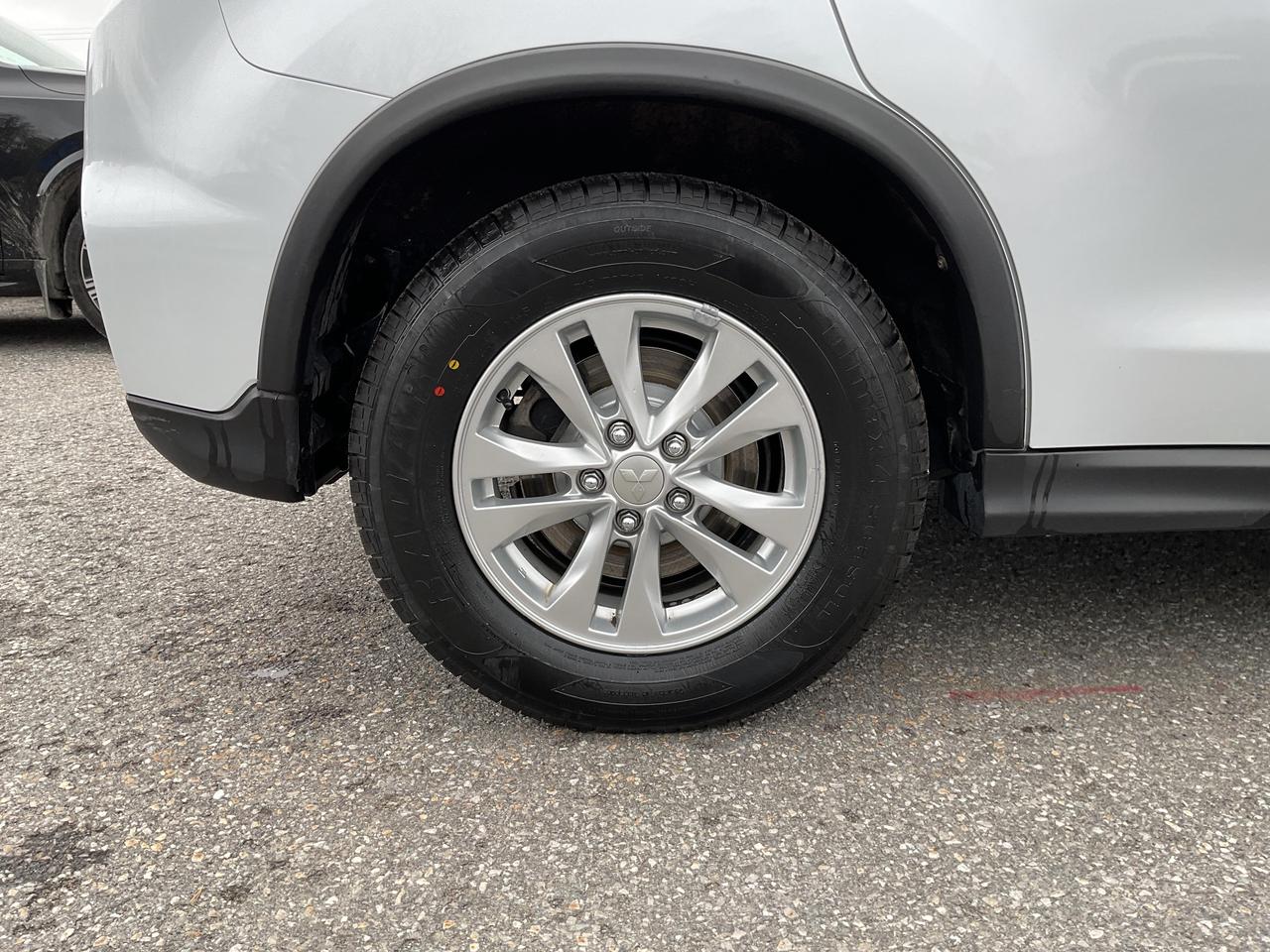 2024 Mitsubishi RVR  Photo