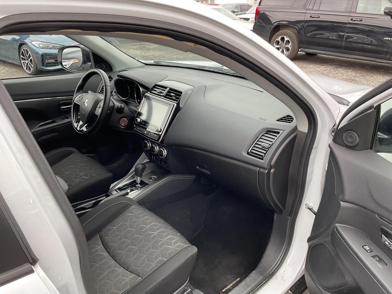 2024 Mitsubishi RVR  Photo
