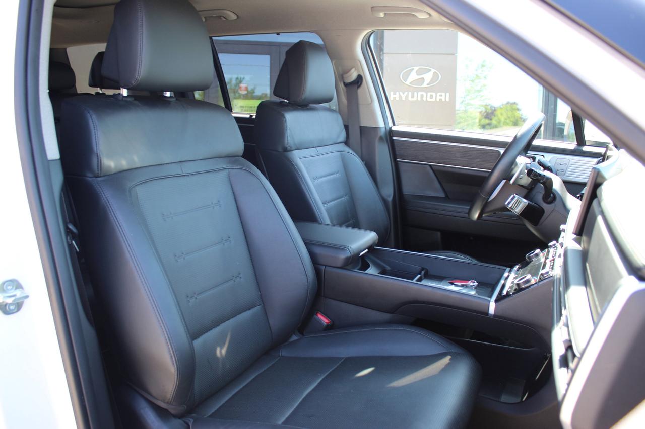 2024 Hyundai Santa Fe LUXURY AWD Photo