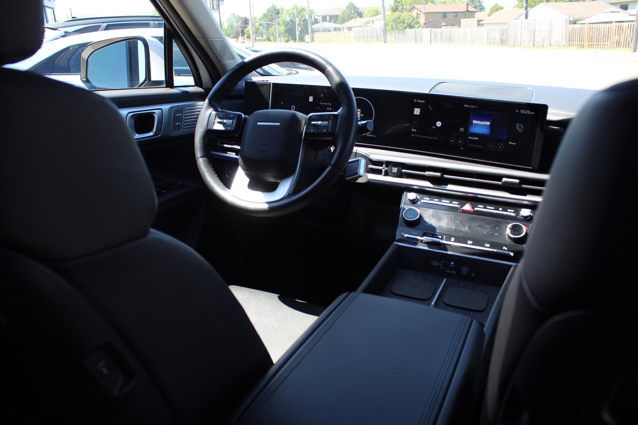 2024 Hyundai Santa Fe LUXURY AWD Photo