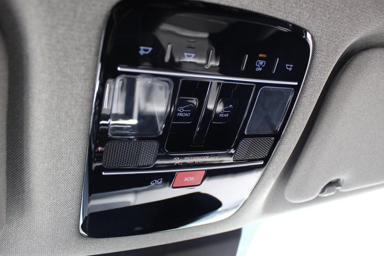 2024 Hyundai Santa Fe LUXURY AWD Photo