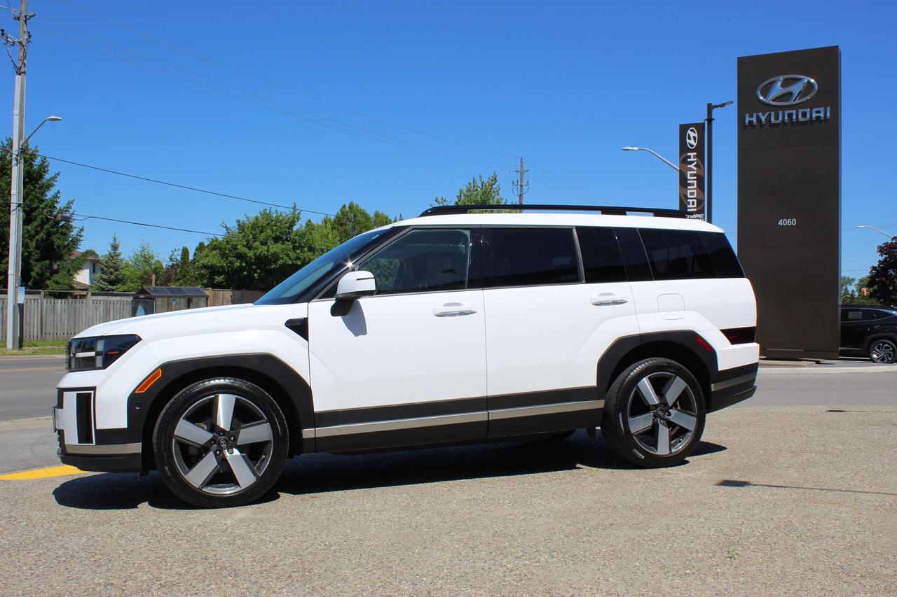 2024 Hyundai Santa Fe LUXURY AWD Photo2