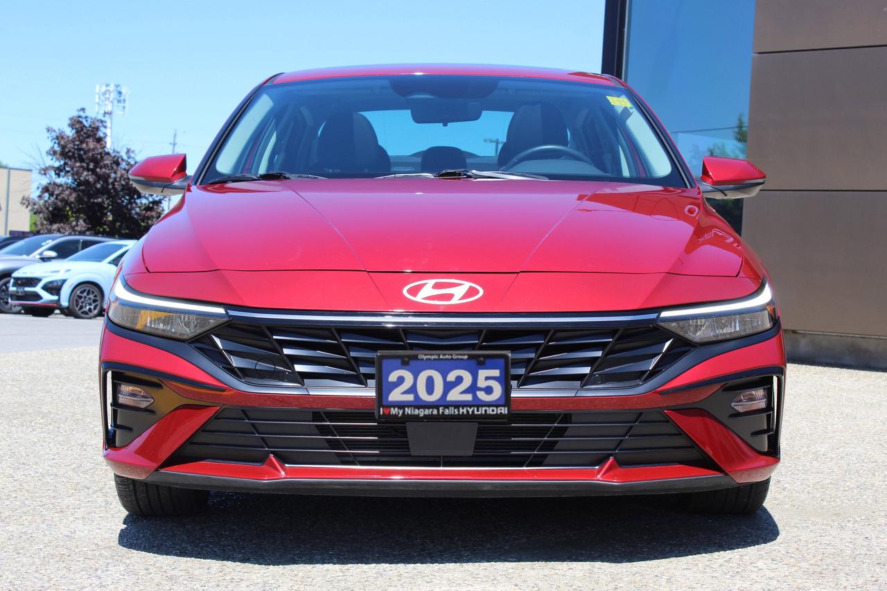2025 Hyundai Elantra Luxury Photo