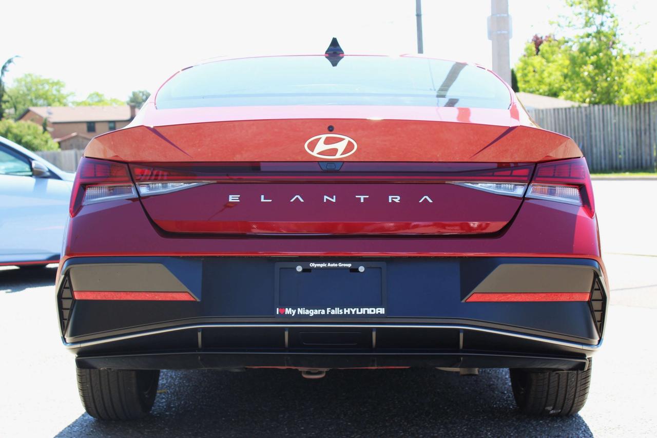 2025 Hyundai Elantra Luxury IVT, Great condition,Fully Certified, low kilo Photo