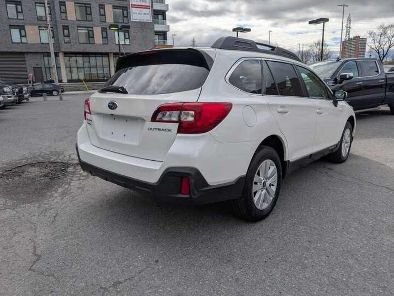 2018 Subaru Outback  Photo