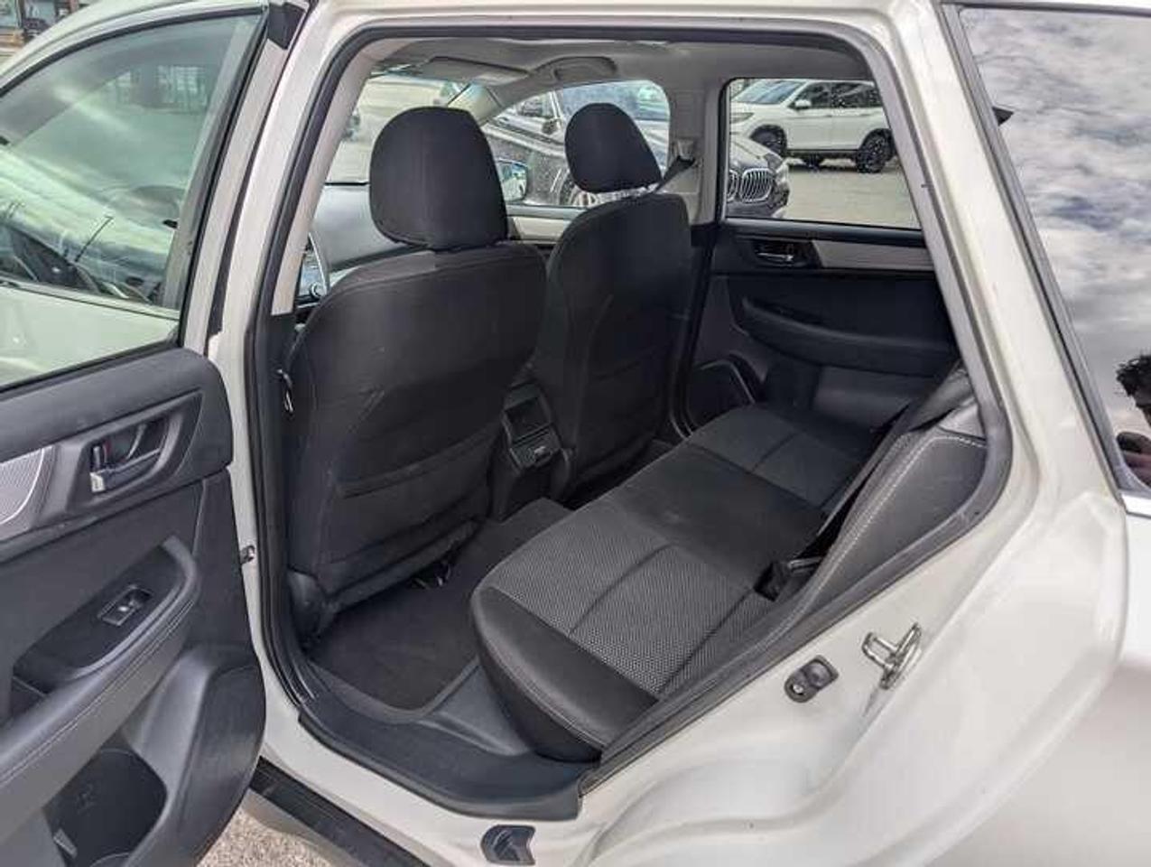 2018 Subaru Outback  Photo