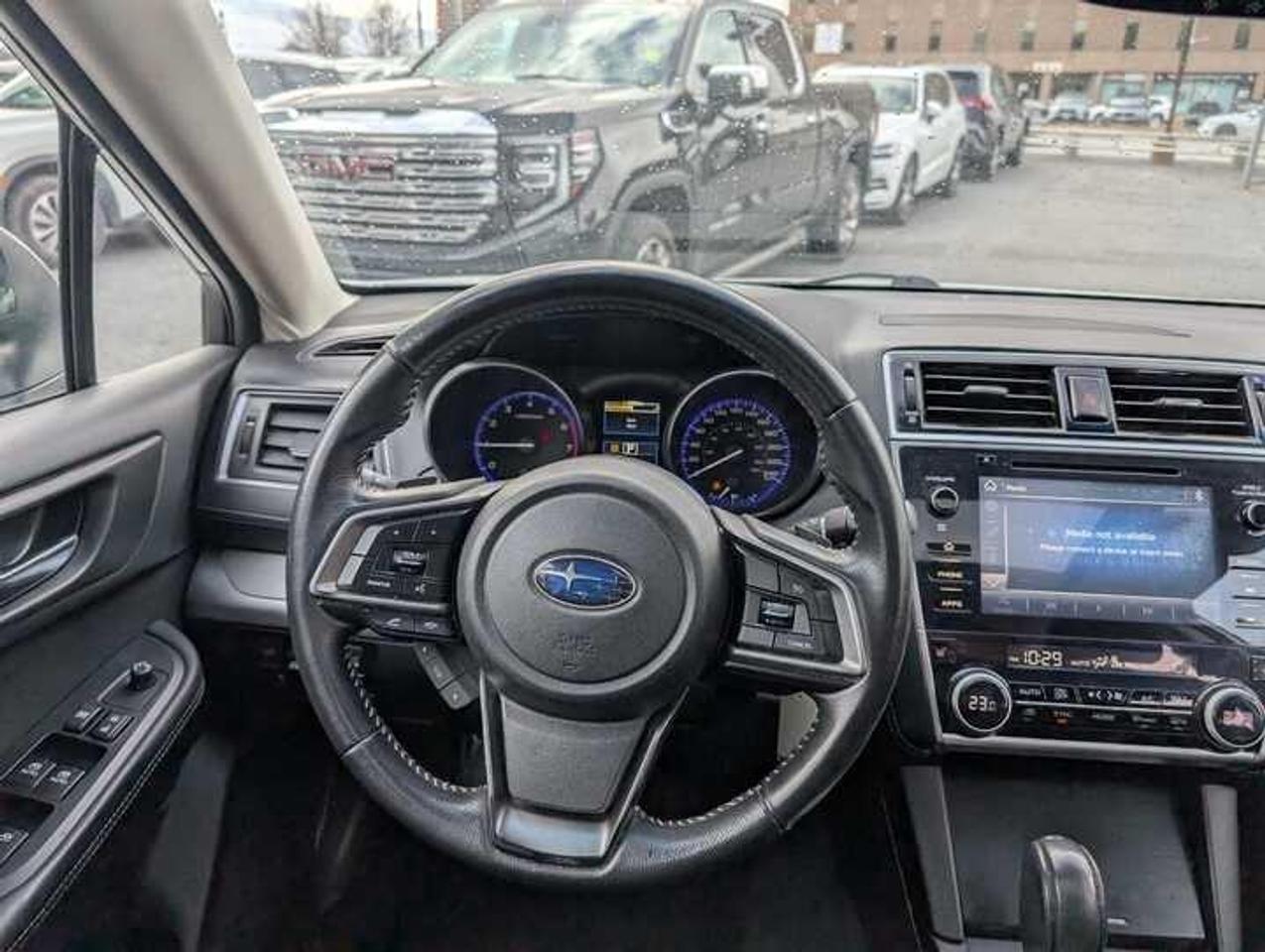 2018 Subaru Outback  Photo
