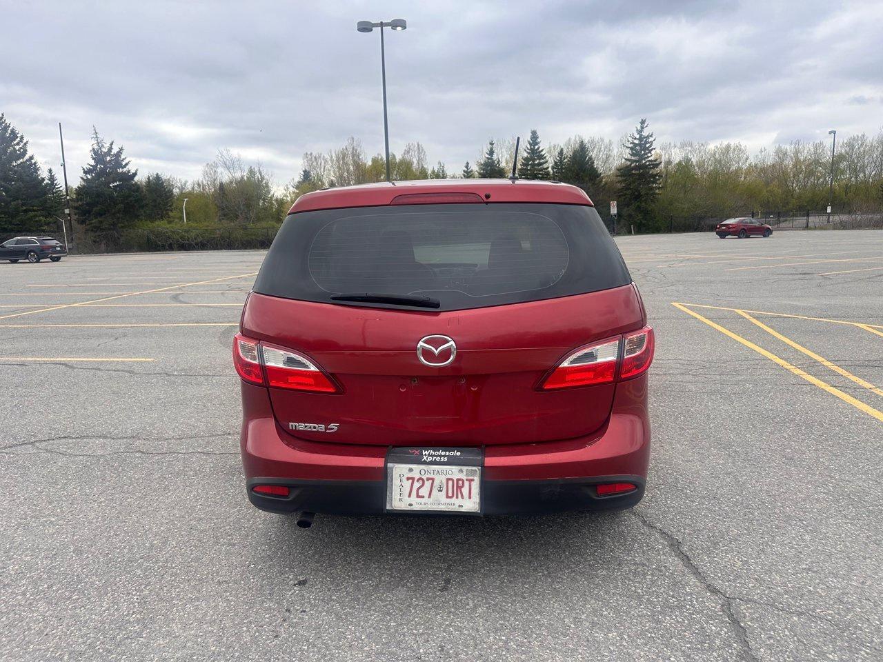 2015 Mazda MAZDA5 Touring Photo3